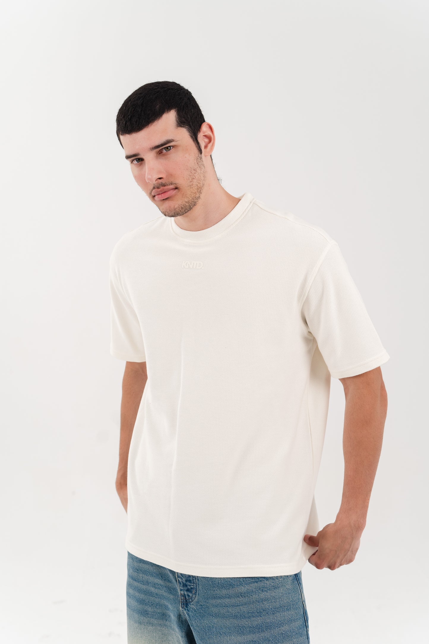 WHITE KNTD BASIC T-SHIRT