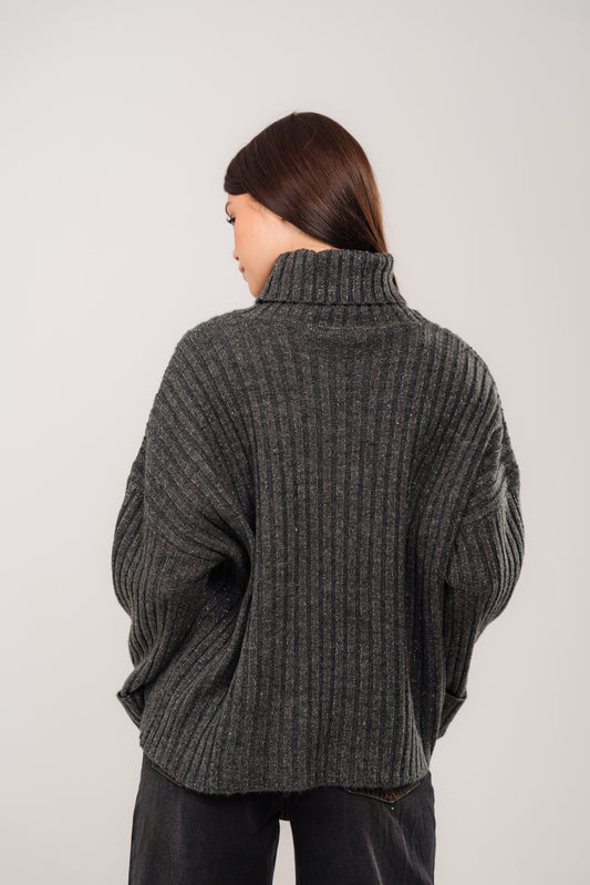 Ribbed Turtleneck Sweater In Grey