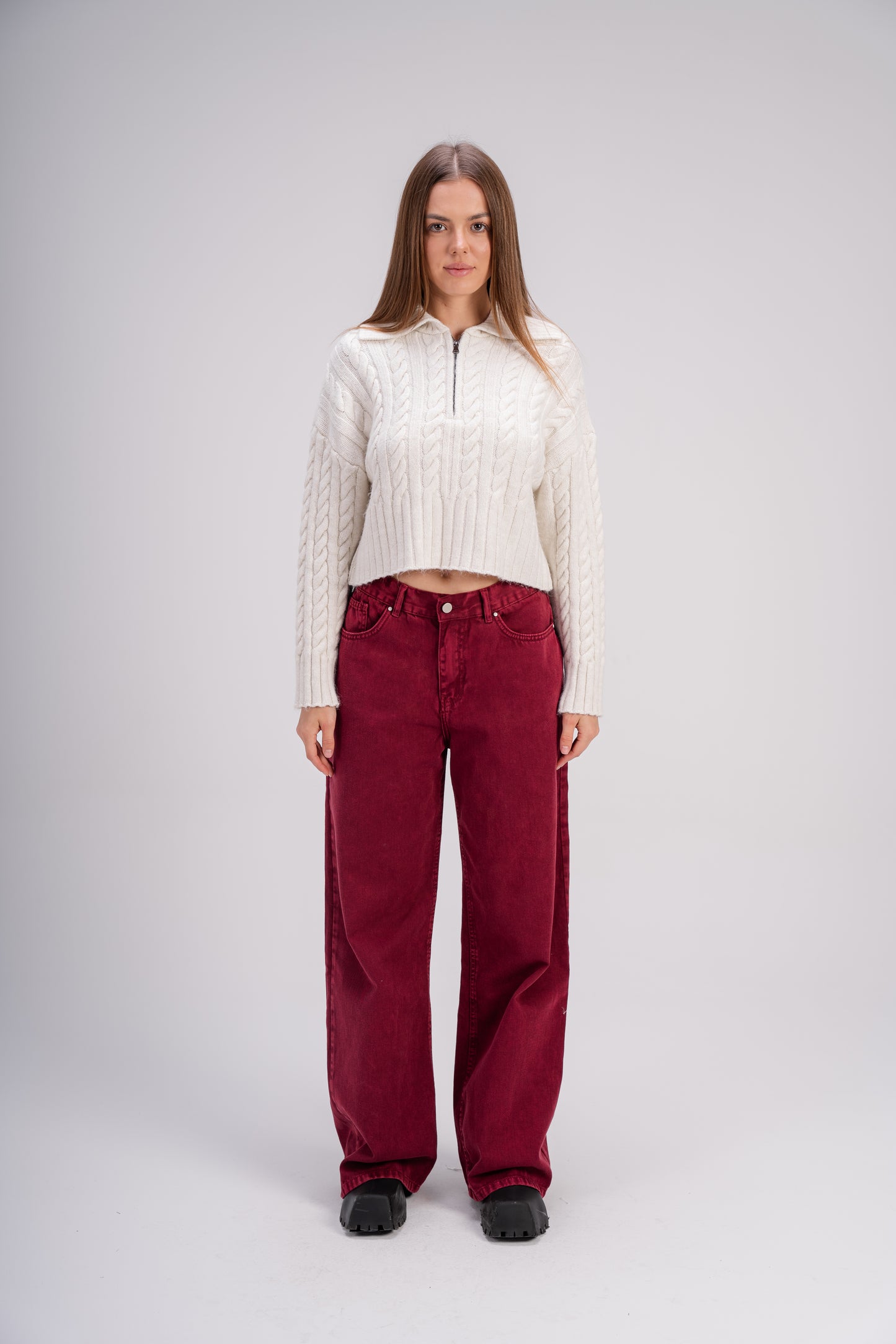 White Ribbed Knit Zipper Sweater