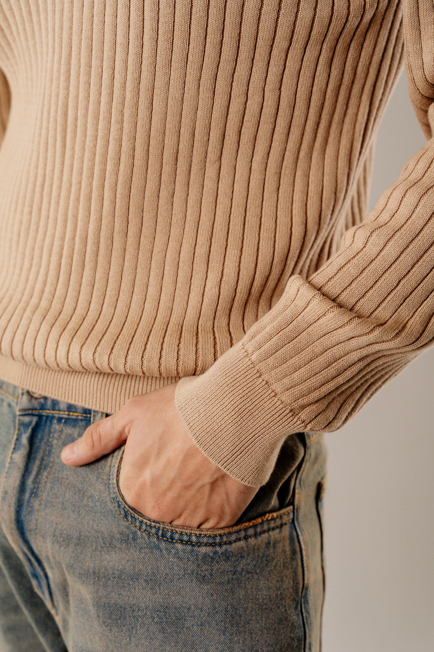 WOOL BEIGE RIBBED SWEATER