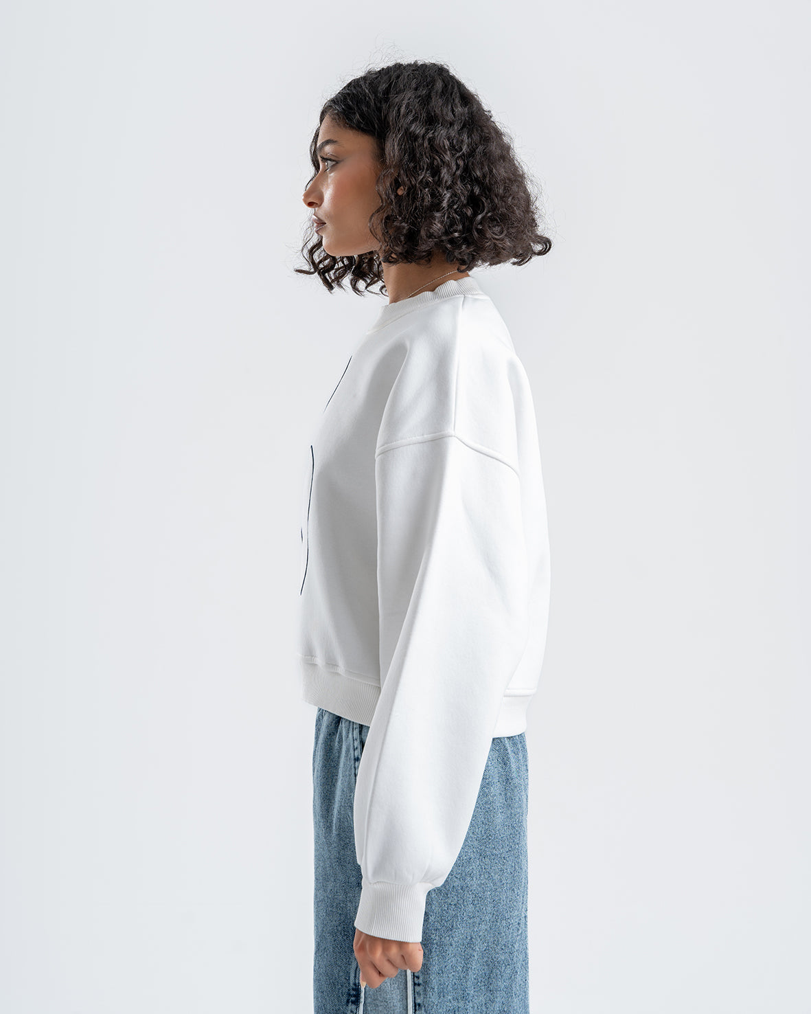 White Crew Neck Embroidered Women's Thick Sweatshirt