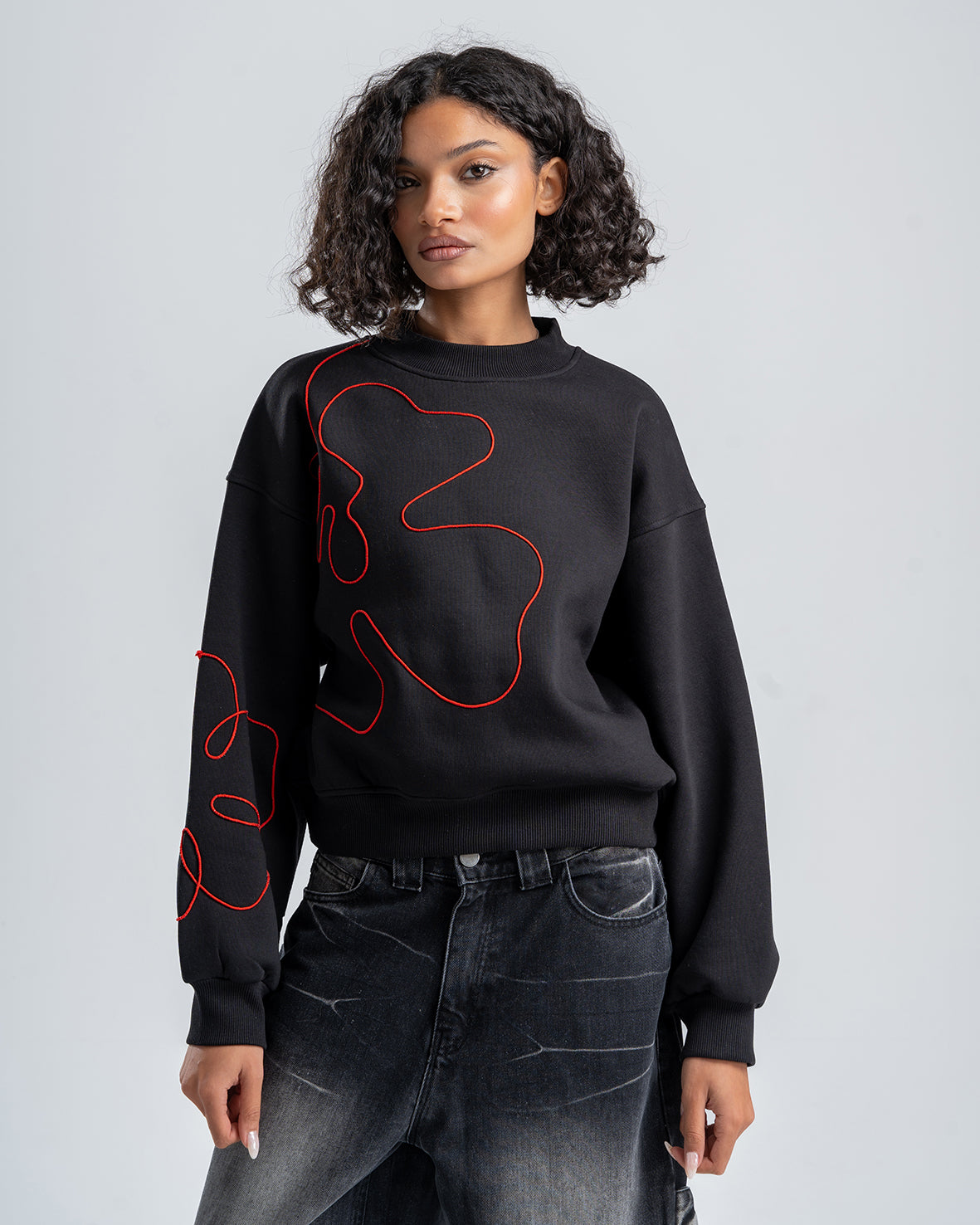 Black Crew Neck Embroidered Women's Thick Sweatshirt