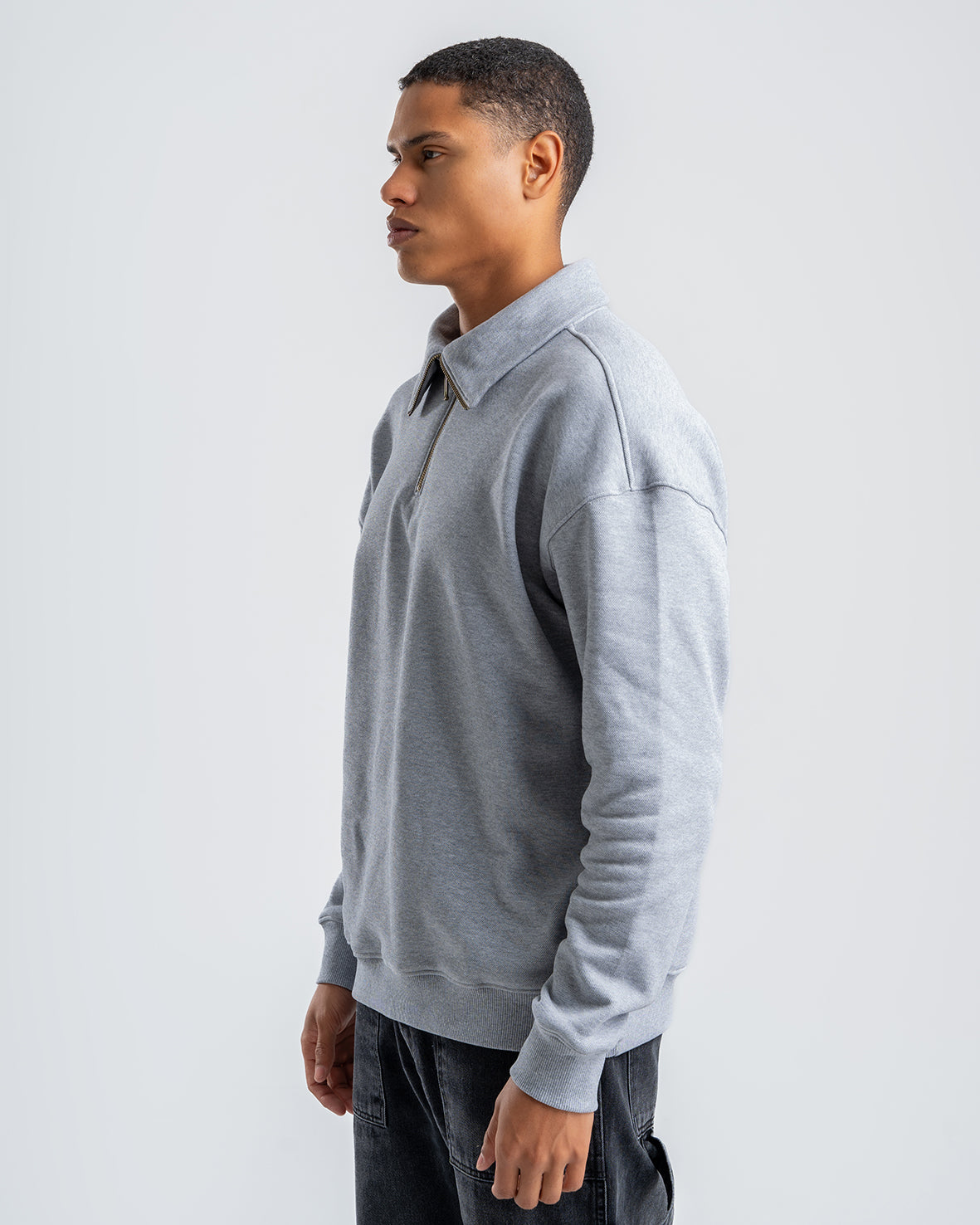 Gray Sweatshirt with zip-up collar