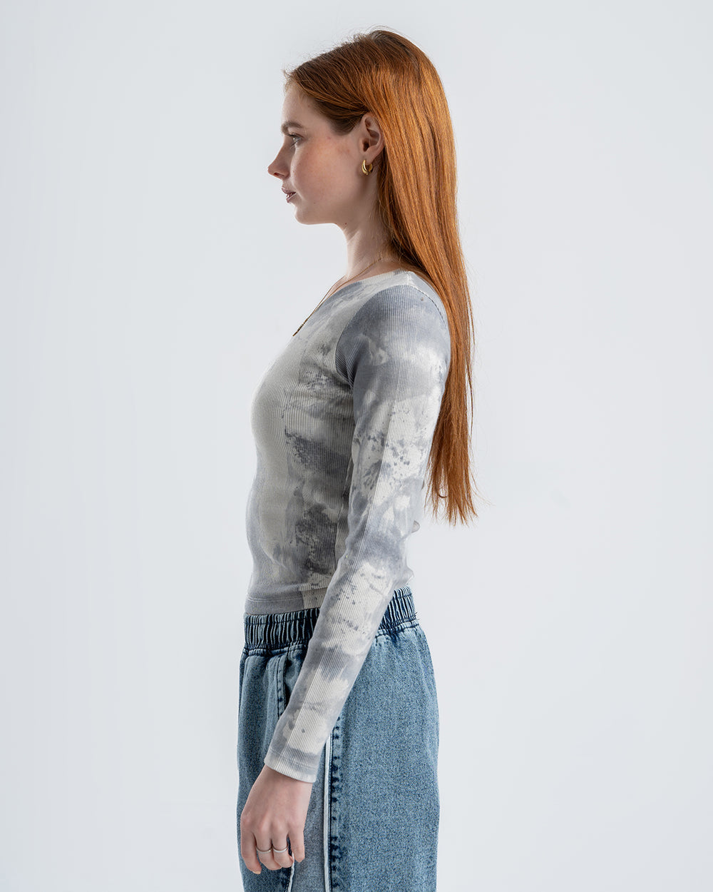 One-Shoulder Tie-Dye Top-gray