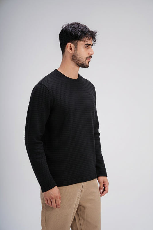 Textured sweater in Black