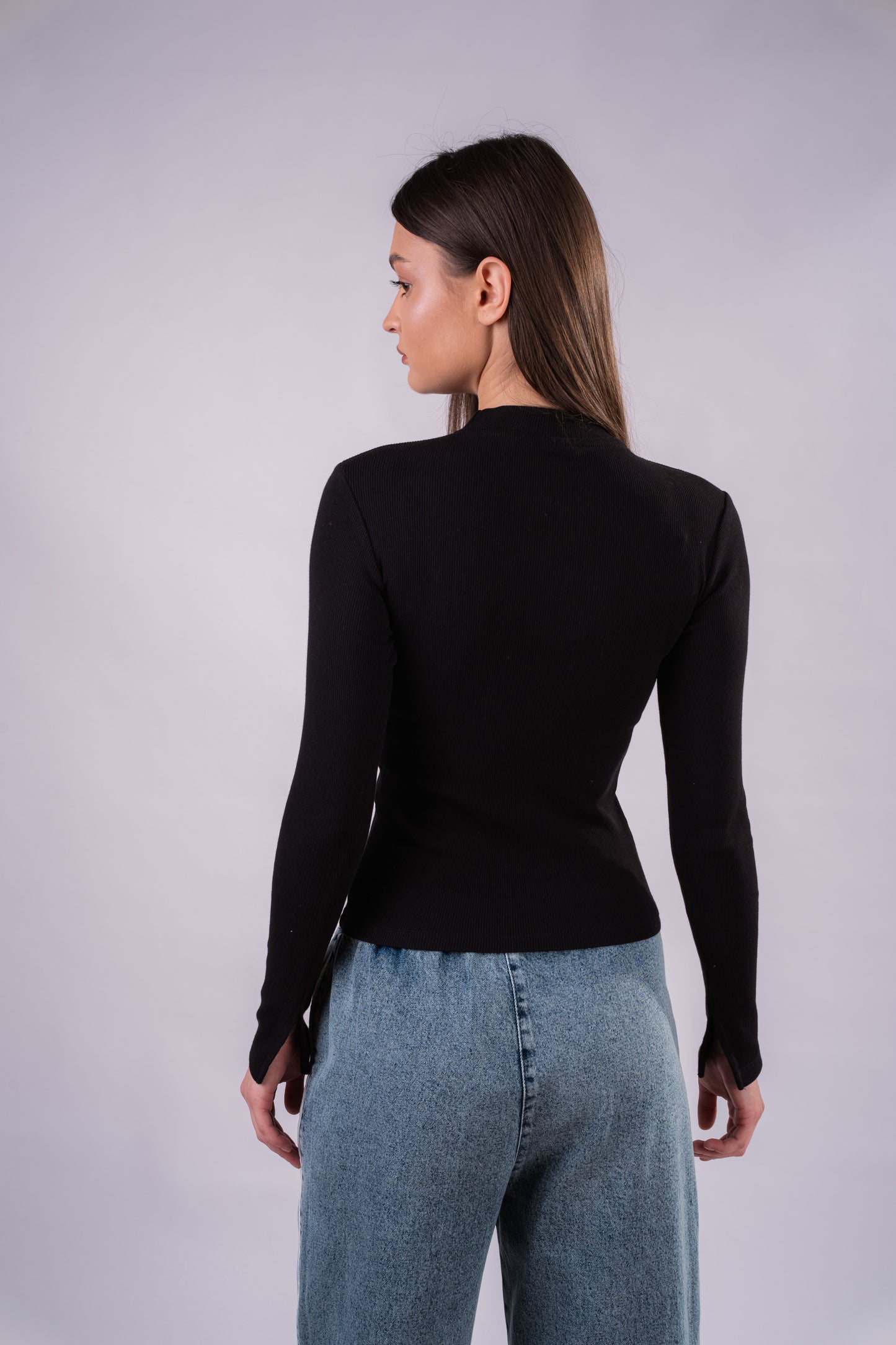 The Sleek Slit-Sleeve Ribbed Top - Black