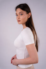 WHITE U-SHAPED SHORT SLEEVE