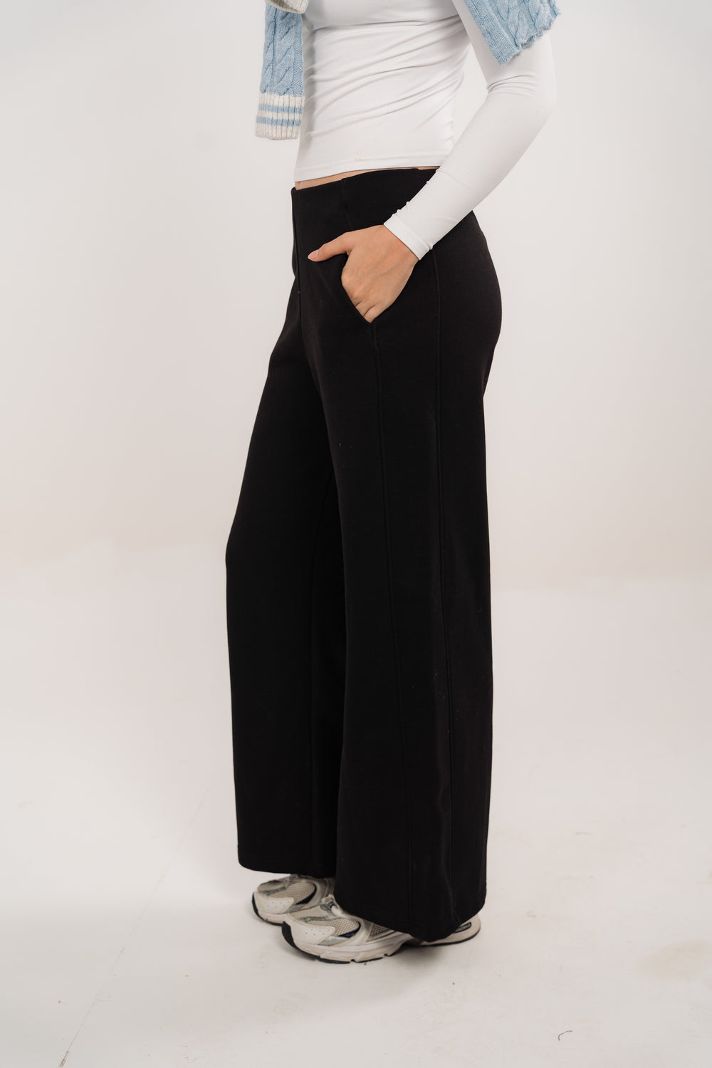 Wild Leg Sweatpants In Black
