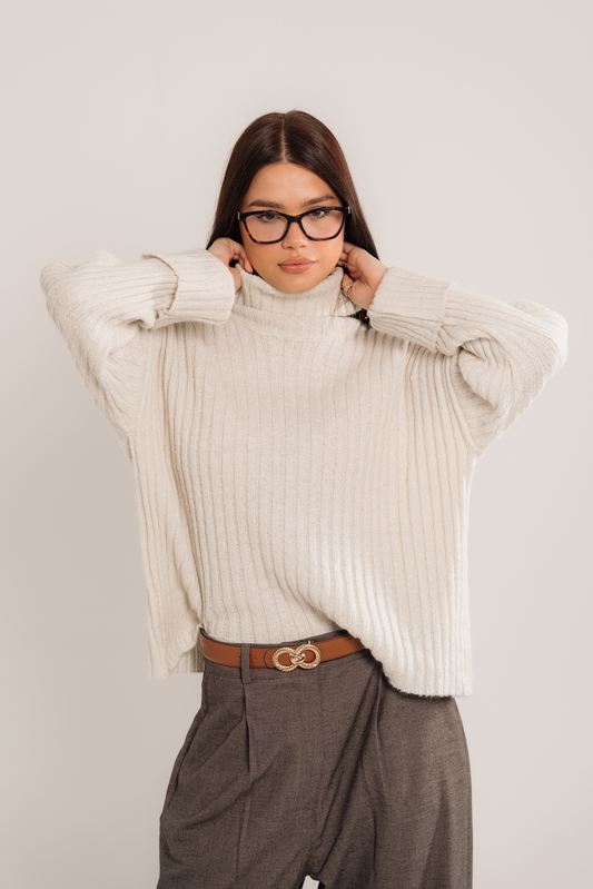 Ribbed Turtleneck Sweater In Off White