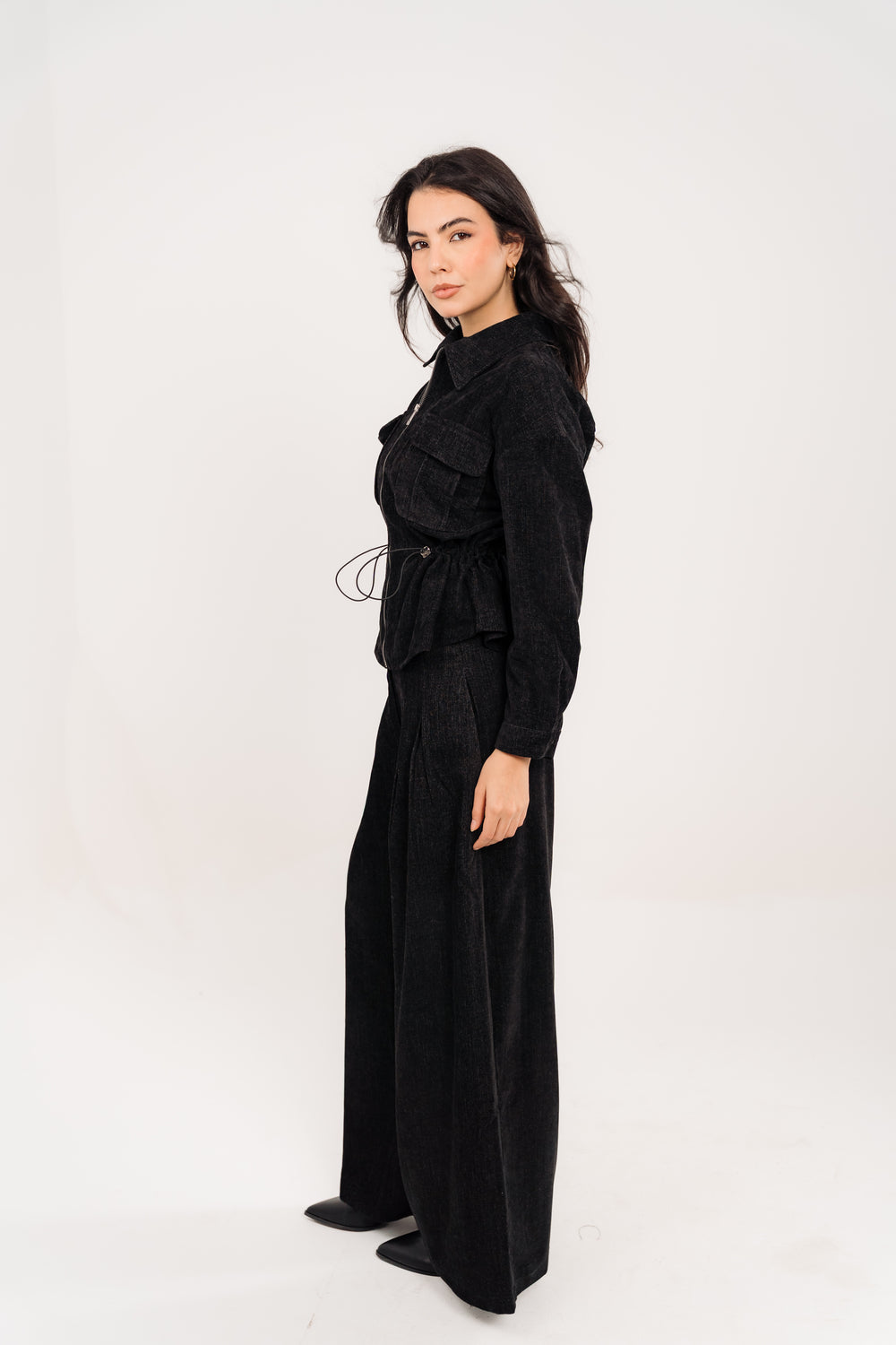 Pleated Wide-Leg Trousers In Black