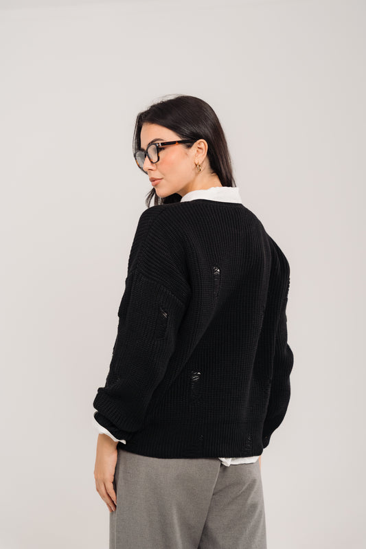 distressed knit sweater In Black