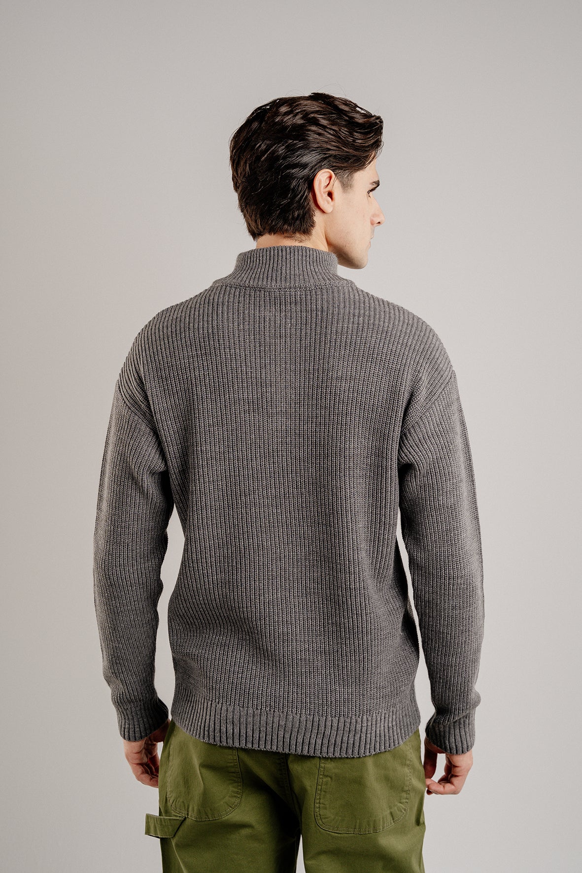 GREY QUARTER ZIP LONG-SLEEVE