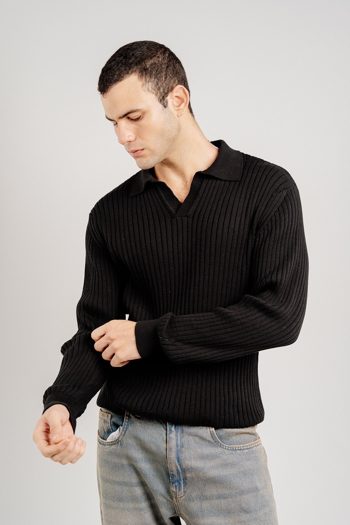 WOOL BLACK RIBBED SWEATER