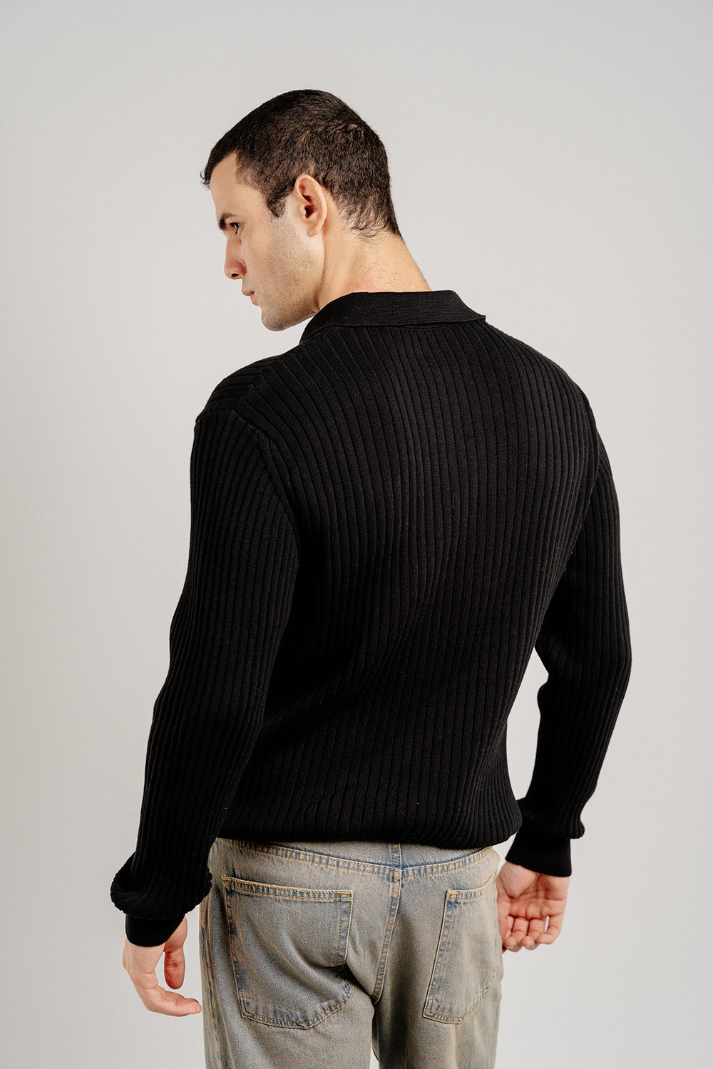 WOOL BLACK RIBBED SWEATER