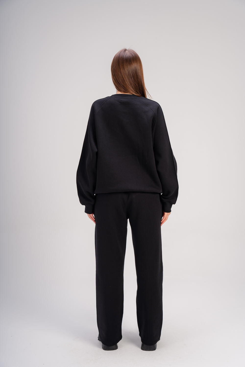 Crew Neck Sweatshirt in Black