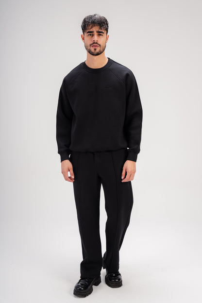 Crew Neck Sweatshirt in Black