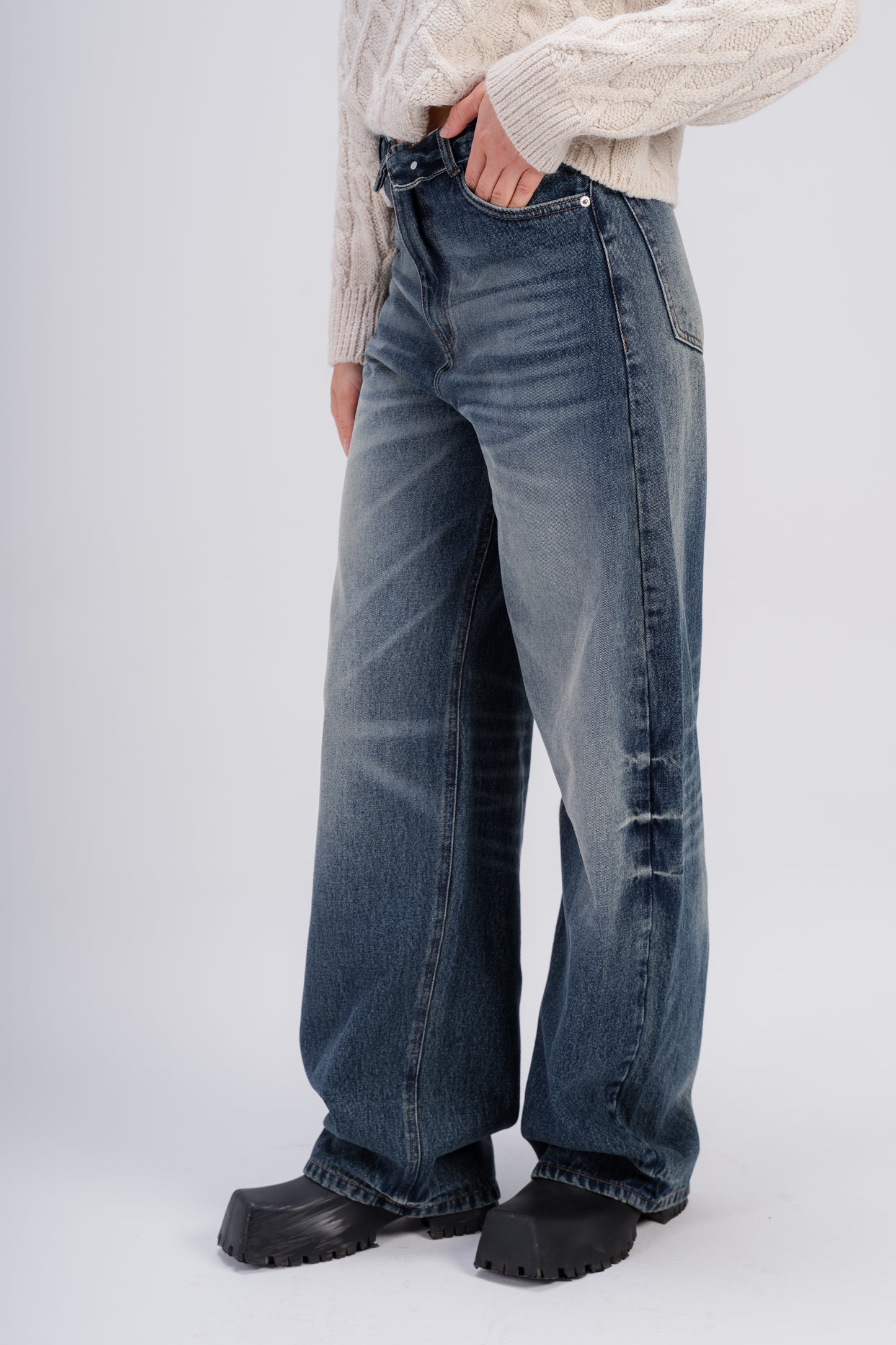Women High-Waisted Dark Blue Wide-Leg Jeans