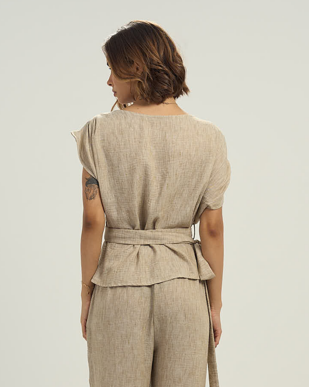 Women's Linen-Blend Draped Top with Waist Tie beige
