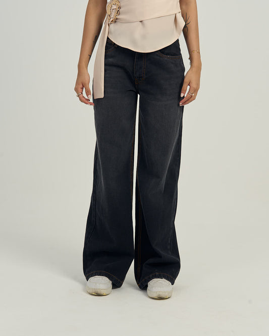Women's Wide-Leg Relaxed Jeans in Washed Black