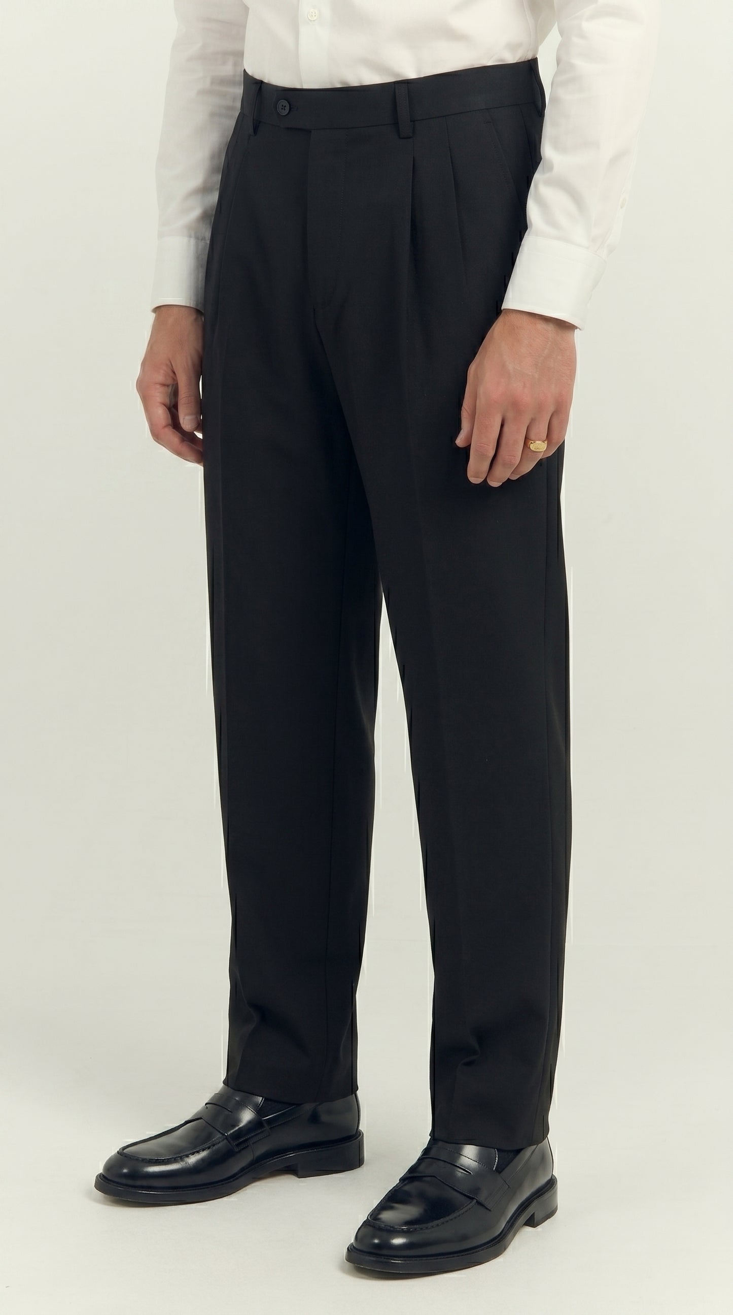 Men's Tailored Smart-Casual Pleated Trousers Black